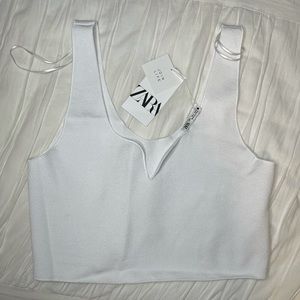 Zara White Top. Size Large.
